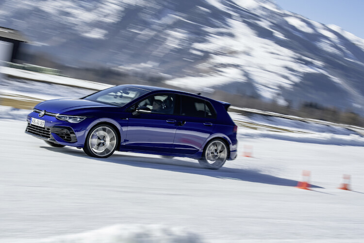 Nowy Golf R wyznacza nowe standardy pod względem osiągów