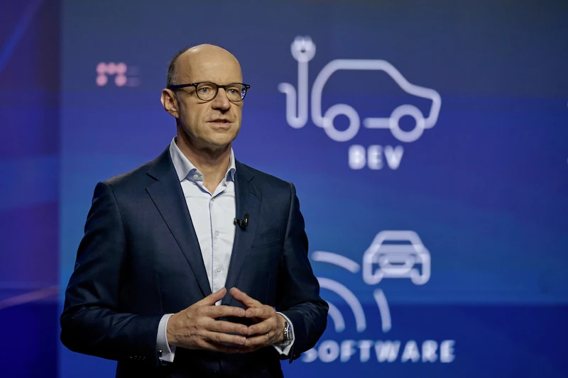 NEW AUTO: koncern Volkswagen wykorzystuje nowe obszary działalności w epoce pojazdów bezemisyjnych i autonomicznych - 4.