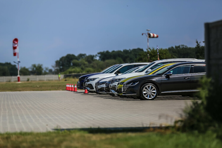 Od Golfa eHybrid do Touarega R – Volkswagen oferuje aż 9 modeli hybrydowych typu plug-in