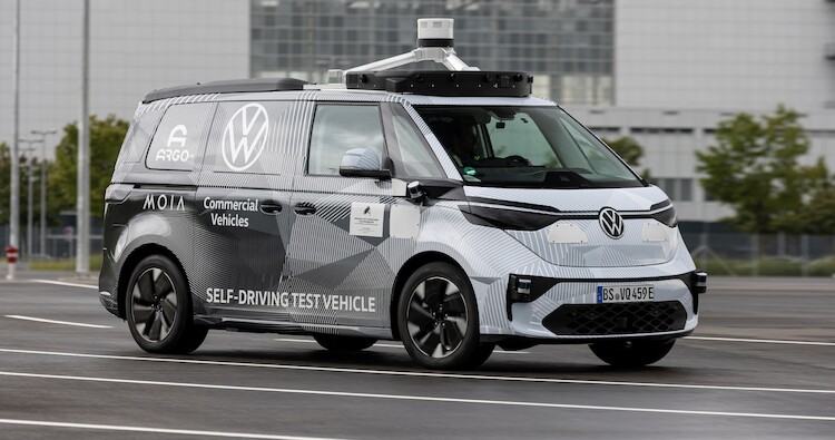 Volkswagen Samochody Dostawcze, Argo AI i MOIA prezentują po raz pierwszy prototyp Volkswagena ID.BUZZ z funkcją jazdy autonomicznej