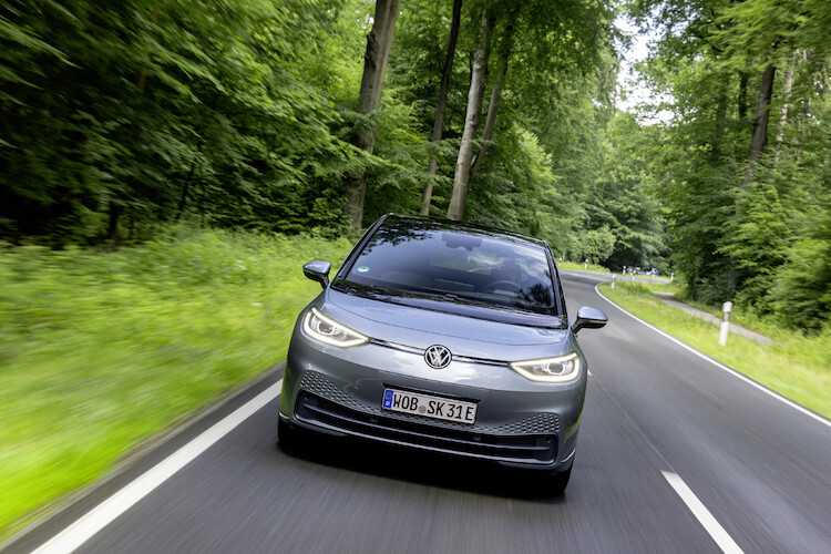 Volkswagen rozpoczyna sadzenie ośmiu hektarów lasów  w Polsce