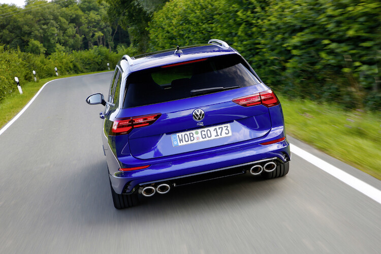 Nowy Volkswagen Golf R Variant – przestronne i wszechstronnie utalentowane kombi