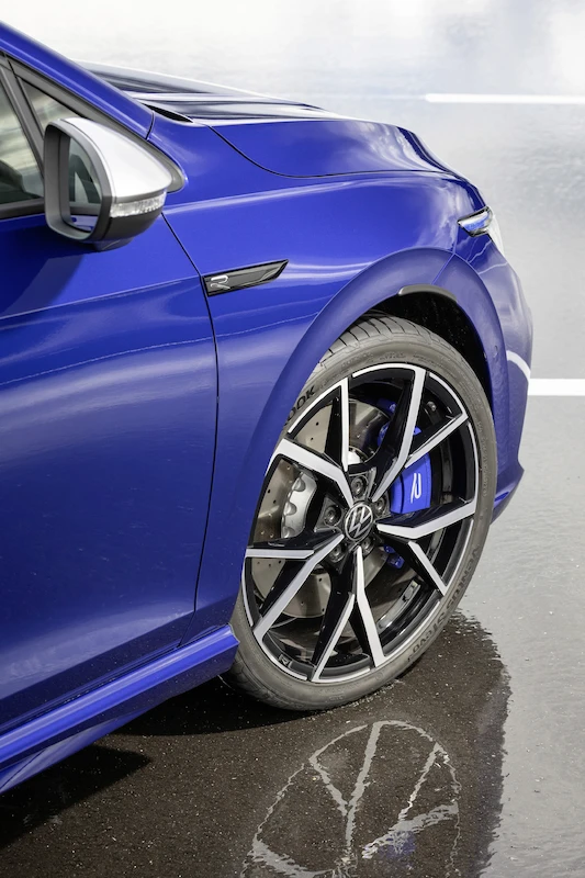 Nowy Volkswagen Golf R Variant – przestronne i wszechstronnie utalentowane kombi - 9.