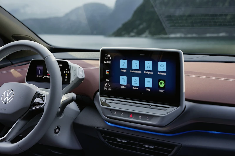 Travel Assist korzystający z danych inteligencji zbiorowej oraz Park Assist Plus: Volkswagen ID.5 z nowymi technologiami - 2.