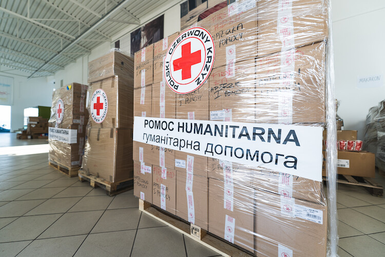 Polski Czerwony Krzyż ze strategicznym wsparciem Grupy Volkswagen w Polsce. Spółki koncernu łączą siły.