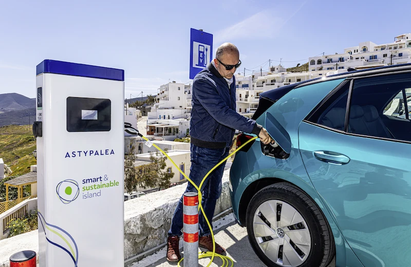 Zrównoważona wyspa: pierwsze pojazdy elektryczne dla użytkowników prywatnych trafiły na Astypaleę - 3.
