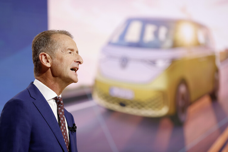 Prezes Grupy Volkswagen, Herbert Diess podczas dorocznego Walnego Zgromadzenia: „Volkswagen realizuje cele – finansowe i strategiczne”