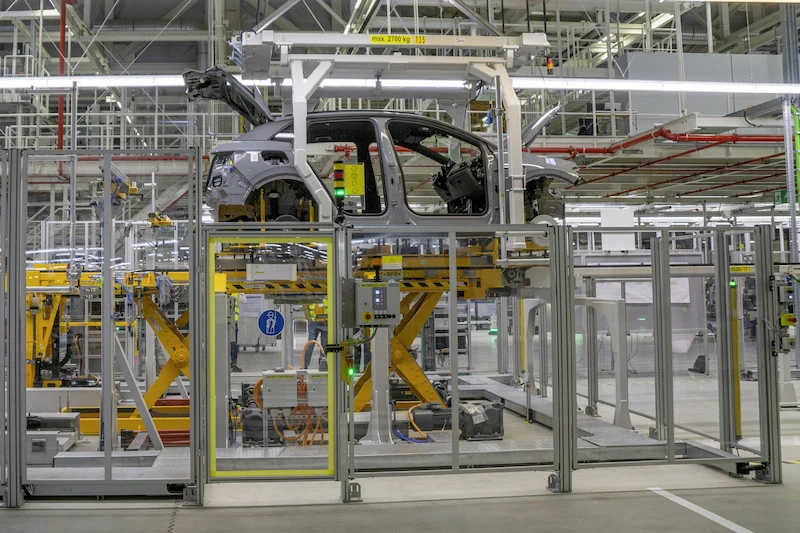 Ruszyła produkcja samochodów elektrycznych Volkswagena w fabryce w Emden - 5.