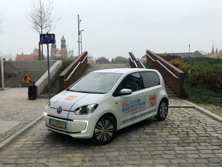 Volkswagen e-up! w poznańskiej szkole nauki jazdy