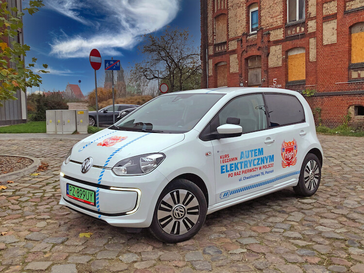 Volkswagen e-up! w poznańskiej szkole nauki jazdy