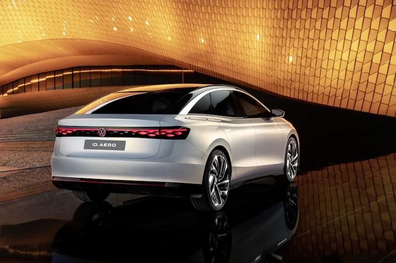 Pierwsza w pełni elektryczna limuzyna Volkswagena: światowa premiera modelu ID. AERO - 6.