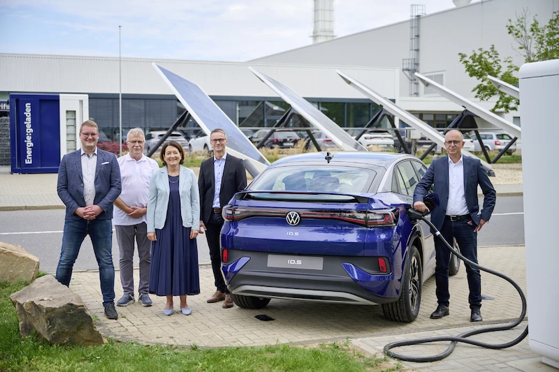 Volkswagen uruchomił park szybkiego ładowania zbudowany z wyeksploatowanych ogniw akumulatorowych