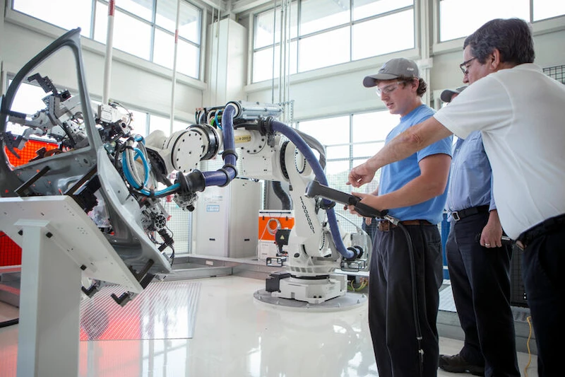 Fabryka w Chattanooga uruchomiła seryjną produkcję elektrycznego Volkswagena ID.4 - 7.