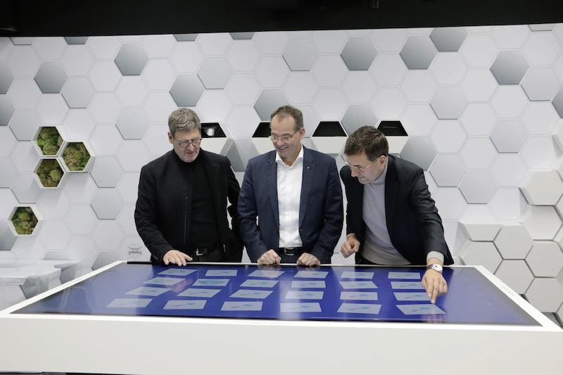 Volkswagen do 2025 r. przeszkoli 22 000 pracowników fabryki w Wolfsburgu w zakresie elektromobilności - 5.