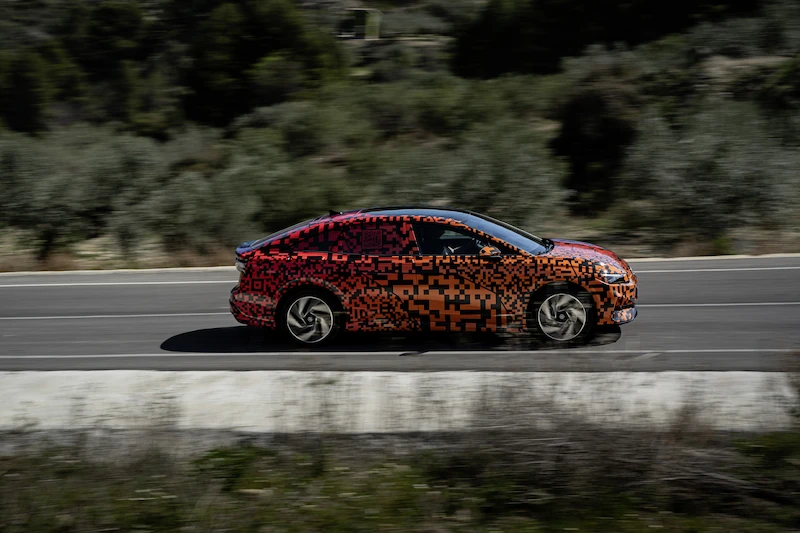 Testy nowego, elektrycznego Volkswagena ID.7 zbliżają się do końca - 23.
