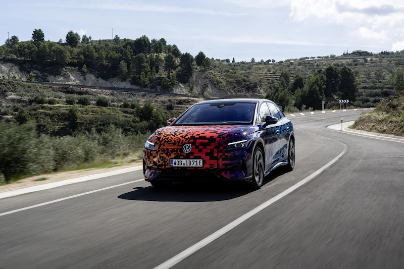 Testy nowego, elektrycznego Volkswagena ID.7 zbliżają się do końca - 22.