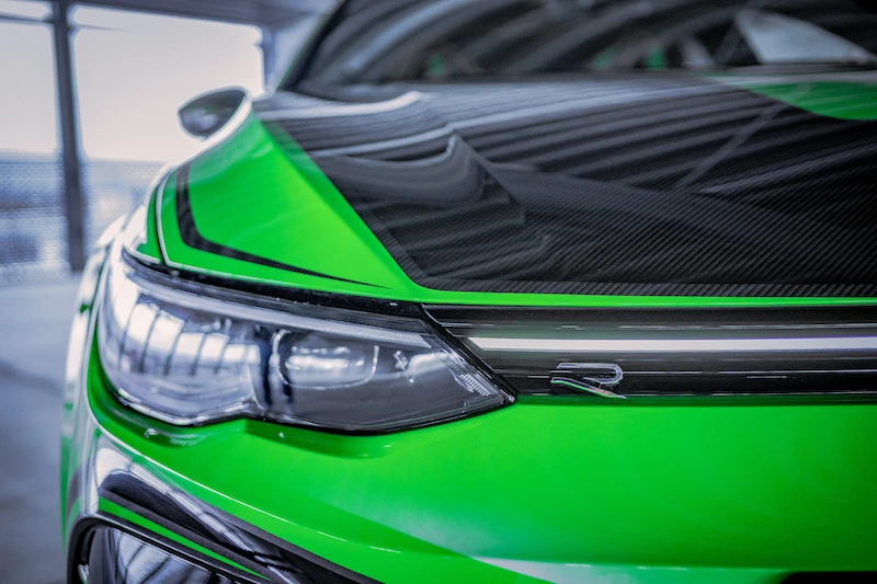 Bezkompromisowy Volkswagen Golf R Hurricane podczas Ultrace 2023 we Wrocławiu - 4.