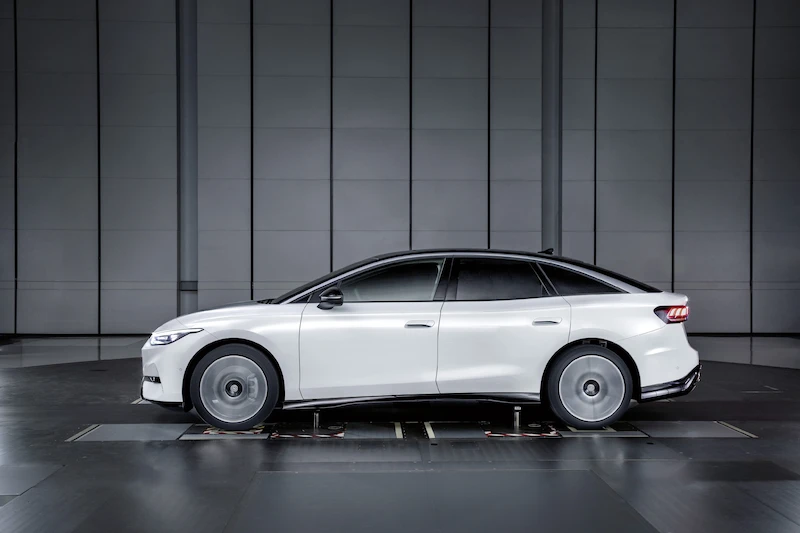 Dopracowane aerodynamicznie nadwozie Volkswagena ID.7 to niższe zużycie energii i większy zasięg - 7.