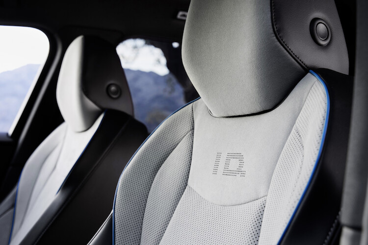 Komfortowe podróże Volkswagenem ID.7 dzięki fotelom ergoActive