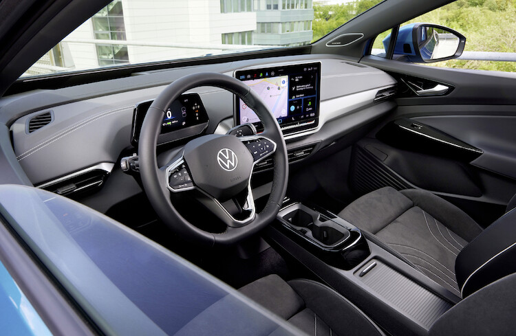 Volkswagen odświeża modele ID.4 i ID.5: nowy, intuicyjny system infotainment i mocniejszy, bardziej wydajny napęd