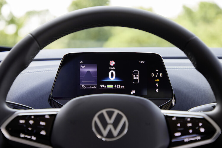 Volkswagen odświeża modele ID.4 i ID.5: nowy, intuicyjny system infotainment i mocniejszy, bardziej wydajny napęd