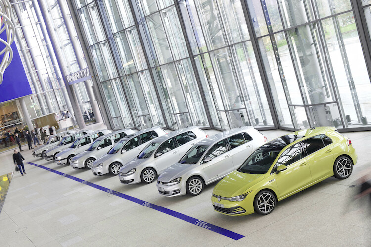 Osiem generacji w ciągu 50 lat: rok 2024 będzie w Volkswagenie rokiem Golfa