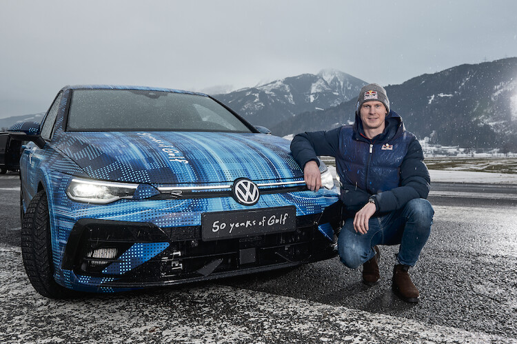 Volkswagen prezentuje przyszłego Golfa R podczas imprezy Ice Race w Zell am See