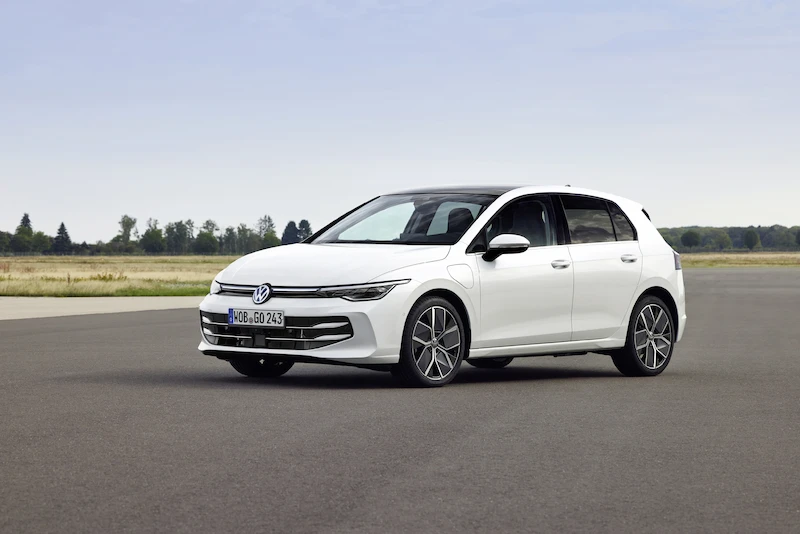 Ruszyła przedsprzedaż nowego Volkswagena Golfa, ceny wersji hatchback zaczynają się od 112 100 zł - 3.
