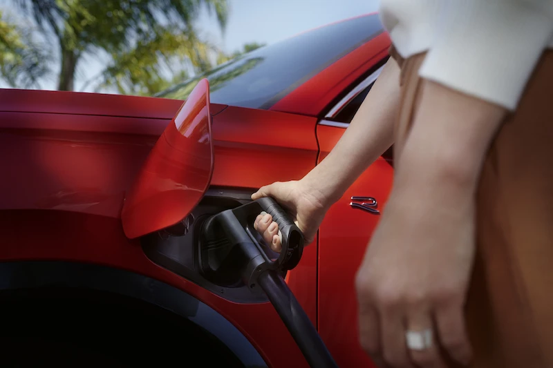 Można już zamawiać Volkswagena Tiguana z napędem hybrydowym plug-in: ceny startują od 212 290 zł  - 11.
