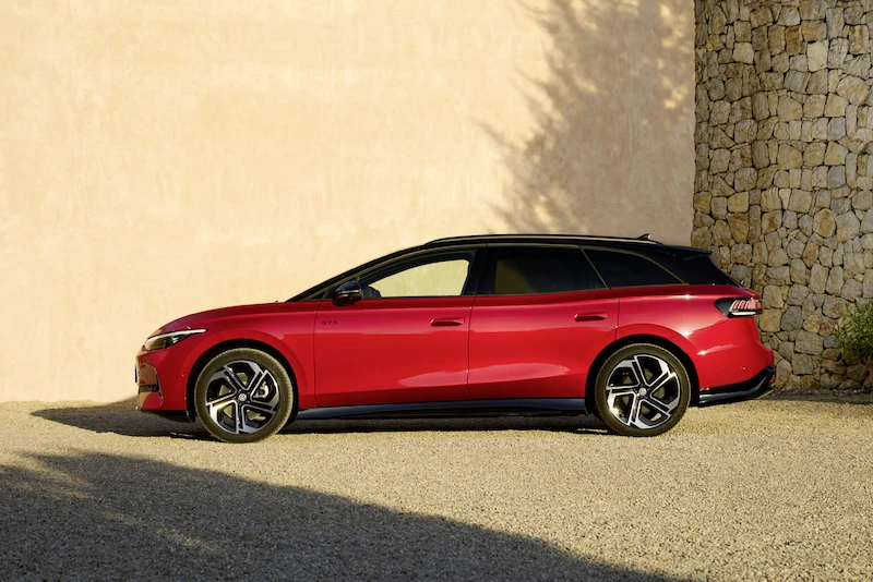 Podwójna światowa premiera: pierwsze szczegóły i zdjęcia Volkswagenów ID.3 GTX i ID.7 GTX Tourer - 8.