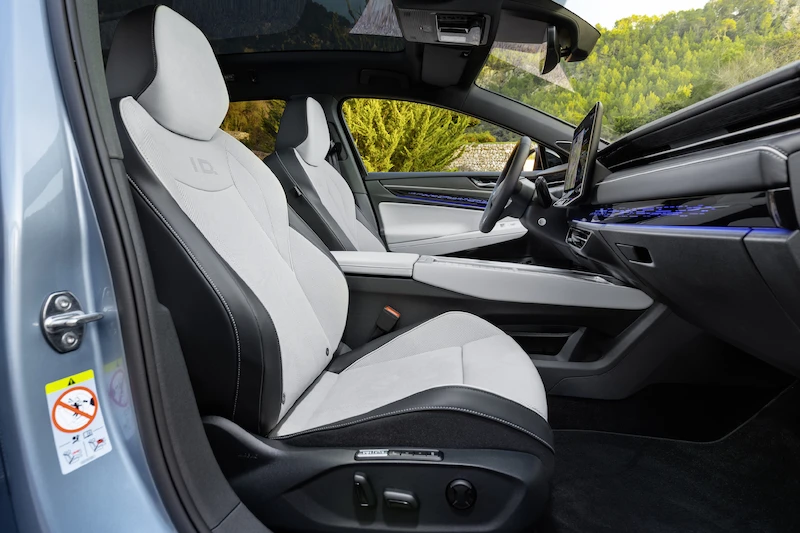 Elektryczny i wszechstronny: Volkswagen rozpoczyna przedsprzedaż modelu ID.7 Tourer  - 11.