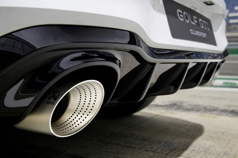 Światowa premiera podczas wyścigu 24 h: Volkswagen prezentuje nowego Golfa GTI Clubsport na Nürburgringu  - 11.