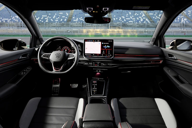 Światowa premiera podczas wyścigu 24 h: Volkswagen prezentuje nowego Golfa GTI Clubsport na Nürburgringu  - 38.