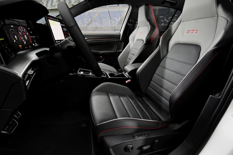 Światowa premiera podczas wyścigu 24 h: Volkswagen prezentuje nowego Golfa GTI Clubsport na Nürburgringu  - 43.