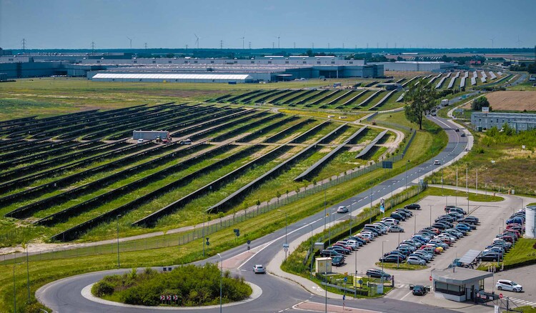 Farma fotowoltaiczna na terenie zakładu Volkswagen Poznań we Wrześni rusza z pełną mocą