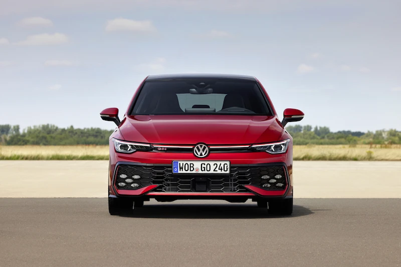 Volkswagen wprowadził na rynek odświeżoną wersję Golfa GTI i Golfa GTI Clubsport - 2.