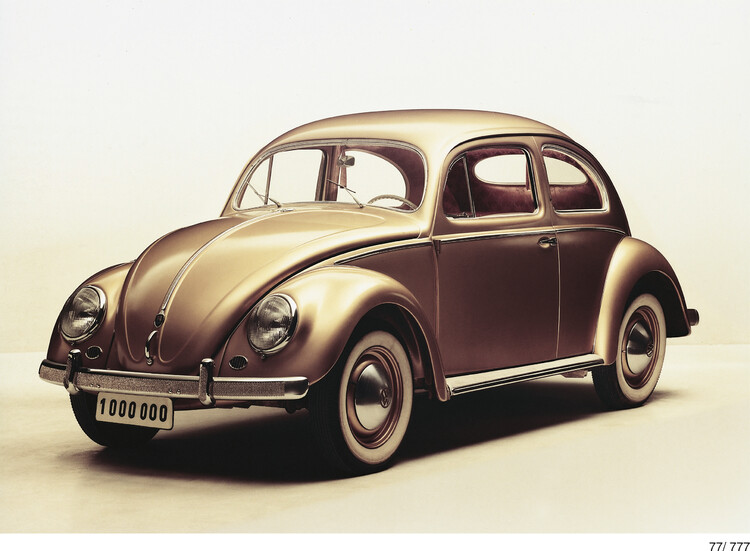 75 lat temu pierwszy egzemplarz Garbusa zjechał z taśmy z fabryki Volkswagena poza Niemcami