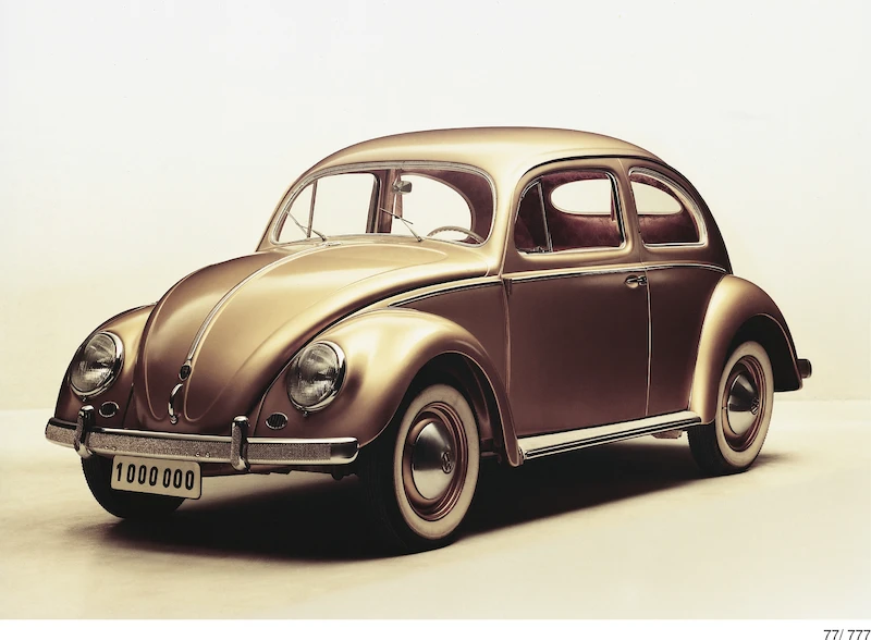 75 lat temu pierwszy egzemplarz Garbusa zjechał z taśmy z fabryki Volkswagena poza Niemcami - 14.