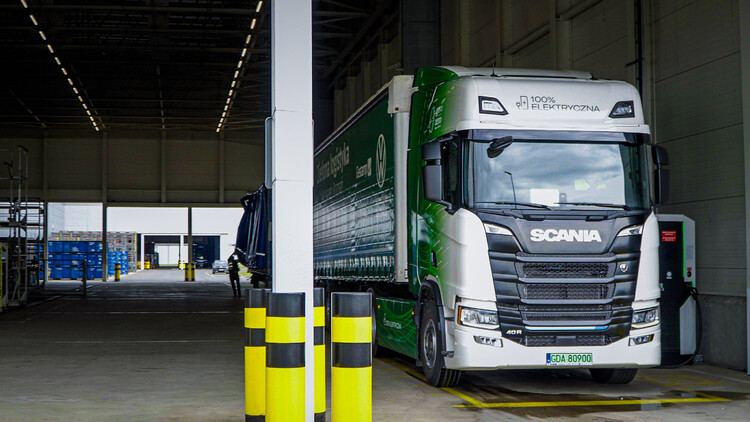 Volkswagen Poznań stawia kolejny krok w stronę bezemisyjnego transportu 