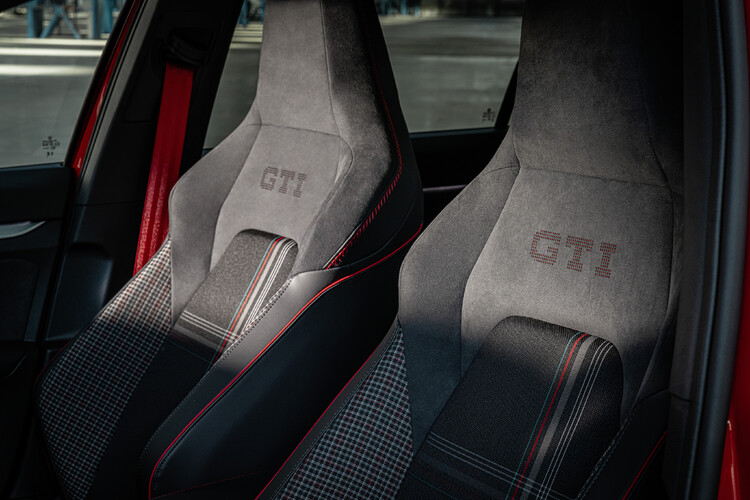 Volkswagen prezentuje Golfa GTI EDITION 50 – najmocniejszą produkowaną seryjnie wersję tego auta