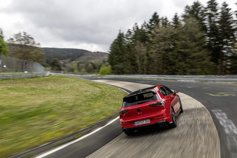 Volkswagen prezentuje Golfa GTI EDITION 50 – najmocniejszą produkowaną seryjnie wersję tego auta - 11.