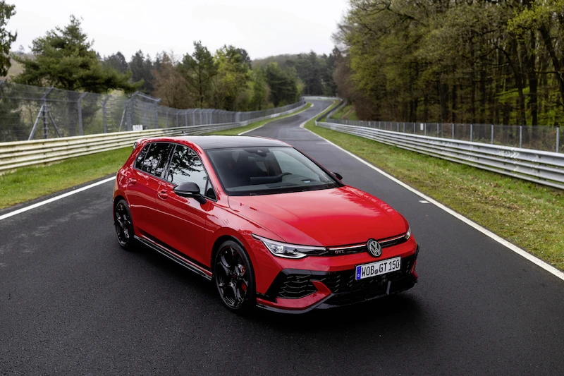 Volkswagen prezentuje Golfa GTI EDITION 50 – najmocniejszą produkowaną seryjnie wersję tego auta - 12.