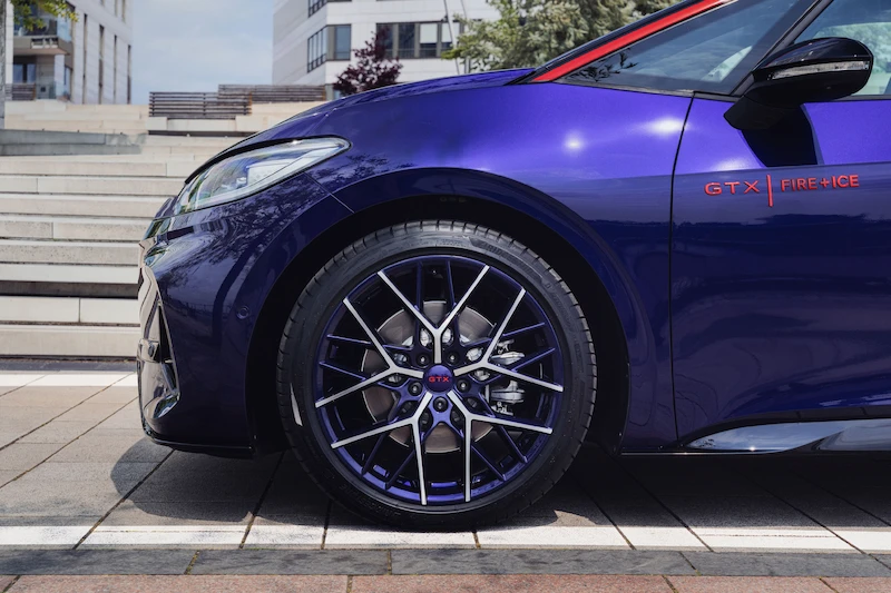 Dobra wiadomość dla fanów Volkswagena: koncepcyjny model ID.3 GTX FIRE+ICE będzie produkowany seryjnie - 7.