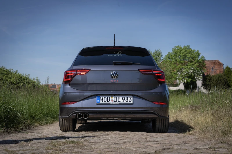 50 lat Polo: szósta generacja bestsellera z Wolfsburga jest przestronna niczym auto kompaktowe - 3.