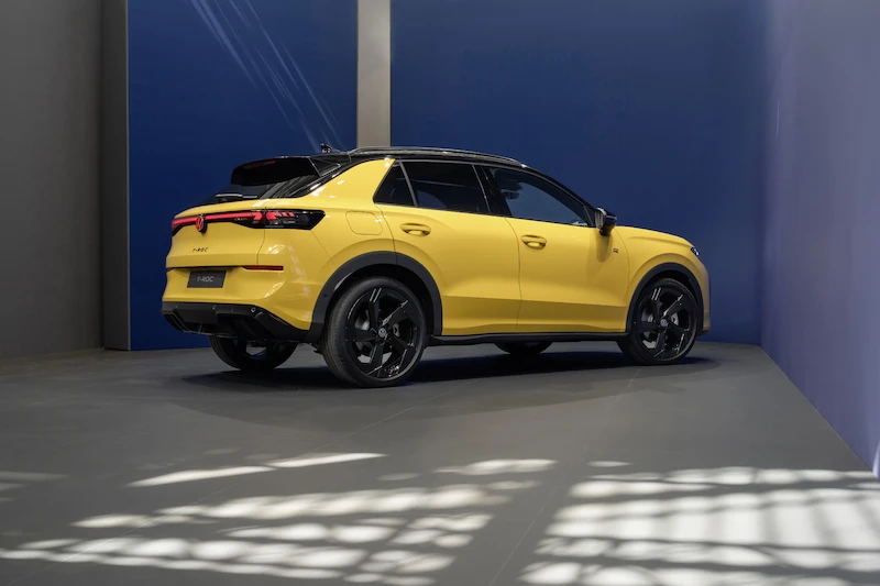 Ruszyła przedsprzedaż Volkswagena T–Roca: ceny nowego modelu zaczynają się od 130 390 zł - 4.