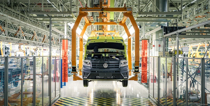 Wydajniejsza, inteligentniejsza i bardziej odporna: Grupa Volkswagen współpracuje z AWS transformując produkcję w erze AI  - 4.