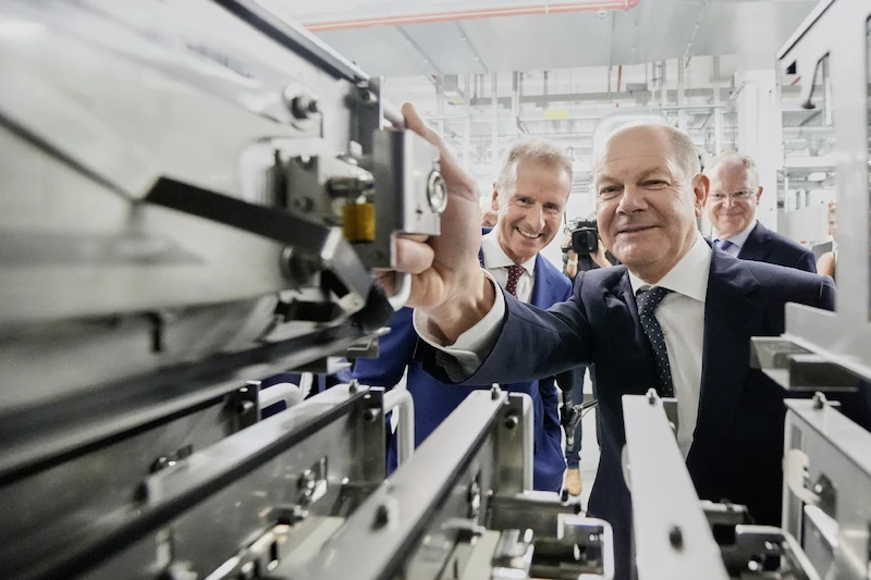 Przełomowy krok w Salzgitter: Volkswagen dołącza do światowego biznesu akumulatorów ze spółką PowerCo - 4.