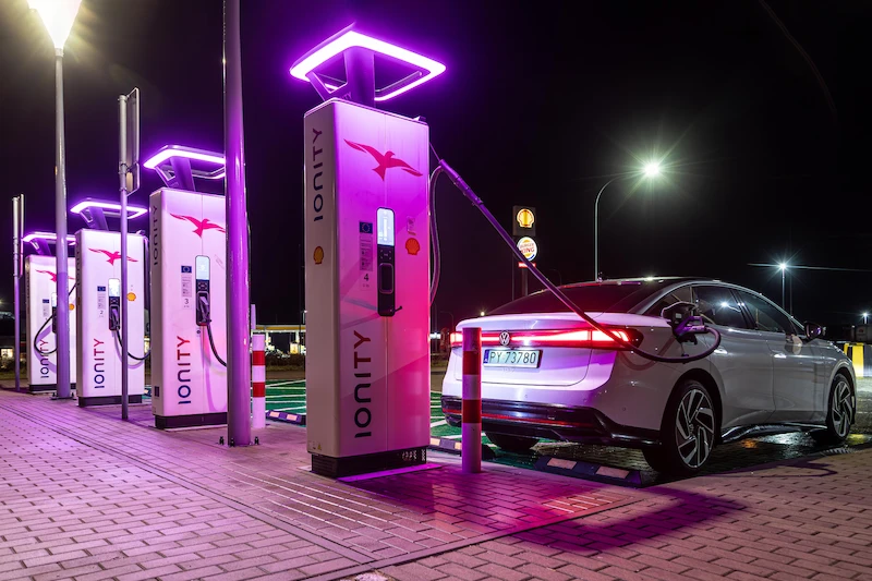 Jak obniżyć koszty i zwiększyć wygodę ładowania samochodu elektrycznego? - 10.