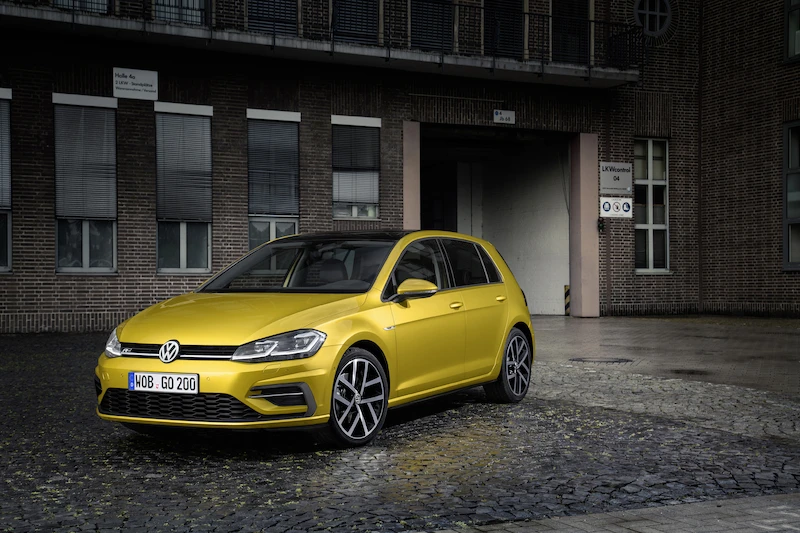 Nowy Golf - rok modelowy 2017 - 38.