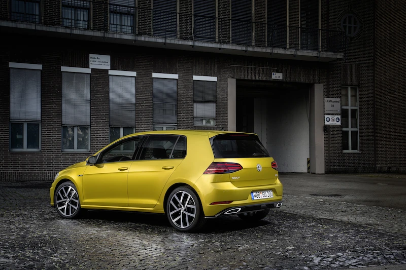 Nowy Golf - rok modelowy 2017 - 39.